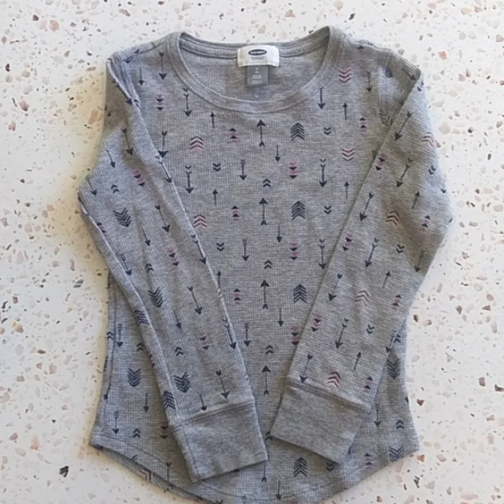 Old Navy | Heather Gray Printed Arrows Thermal Knit Long Sleeve T-Shirt | M